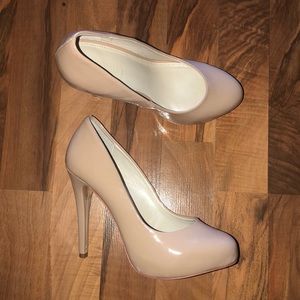 David’s Bridal nude heels